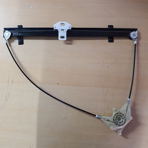 1918143 RAAM MECHANISME LINKS GESCHIKT VOOR 6-PINS STEKKER DAF - CF85 - CF6 EURO 6 - XF 95 ZONDER MOTOR