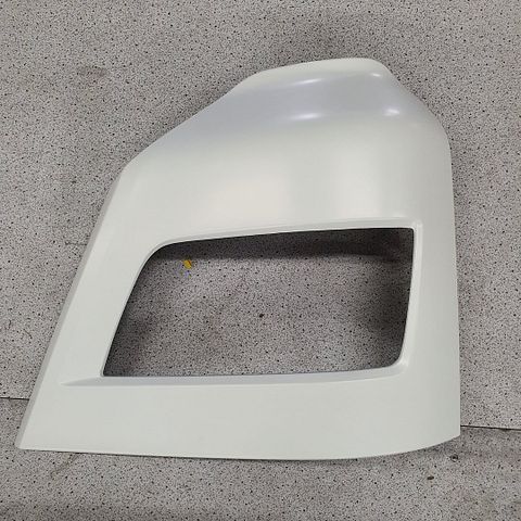 MAN TGX 13- /L/HEADLAMP COVER WITHOUT HOLE 81416106751