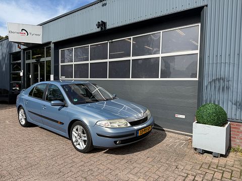 Renault Laguna 2.0-1.6V T turbo Privilege nieuwe APK 17'' lm trekhaak NAP