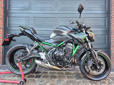 Kawasaki Z650 ABS A2 35kW 1e Eigenaar NL-motor TFT-Display