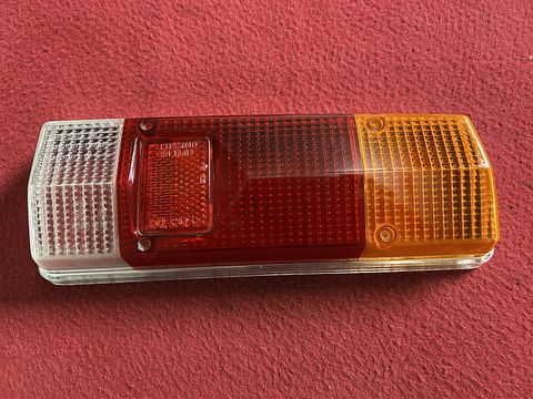 Alfa Romeo 1300 Junior Zagato / 1750 / Maserati Ghibli achterlichtglas