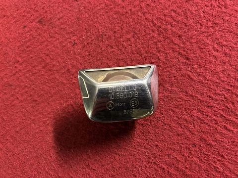 Alfa Romeo 1300/1600/1750/2000GT/Bertone kentekenverlichting