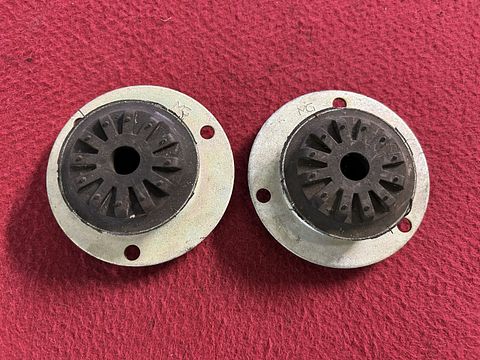 Alfa Romeo 164 bovenste veerpootlager