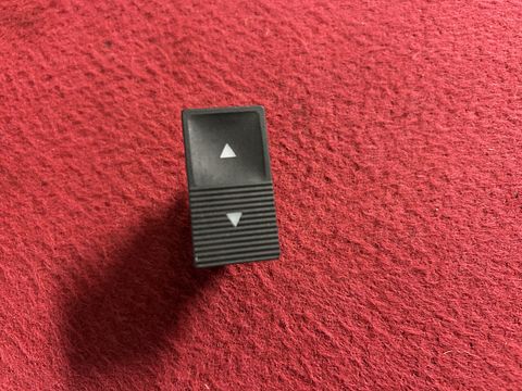 Alfa Romeo 164 raamschakelaar