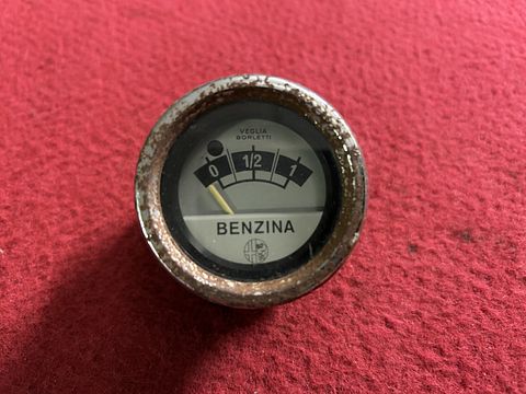 Alfa Romeo 2000 brandstofmeter