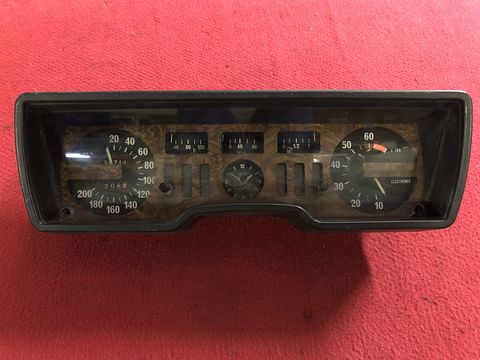 Alfa Romeo Alfetta dashboard