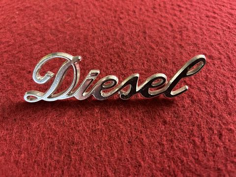 Alfa Romeo Giulia Berlina ”Diesel” embleem