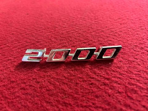 Alfa Romeo GT/GTV/2000/Bertone/Spider dashboardembleem