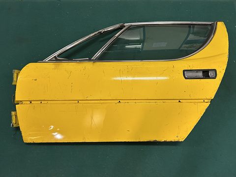 Alfa Romeo Montreal portier