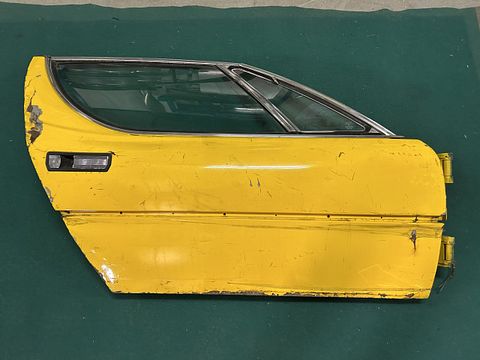 Alfa Romeo Montreal portier