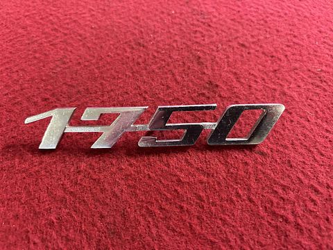 Alfa Romeo Spider 4 ”1750” embleem