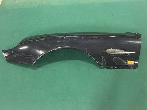 Aston Martin DB7 Vantage voorspatbord