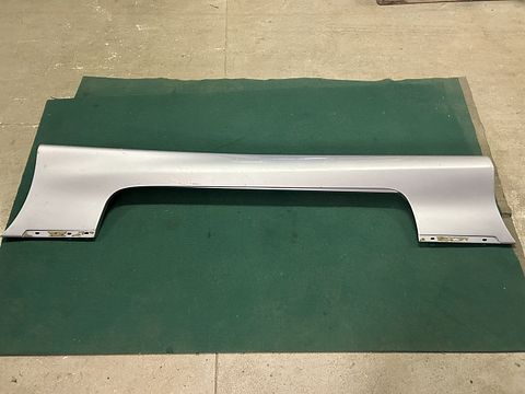 Aston Martin DB7 Vantage sideskirt