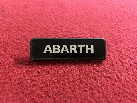 Autobianchi A112 Abarth voorspatbordembleem