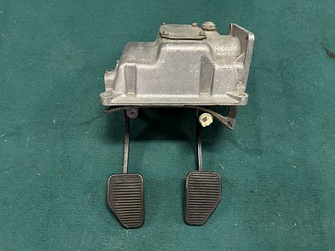 Ferrari 208 GT4 / 308 GT4 pedaalbox