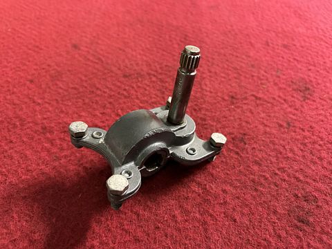 Ferrari 250 GT(E) quarter window mechanism