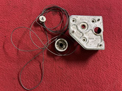 Ferrari 365 GT 2+2 window regulator