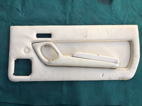 Ferrari 400 I door panel