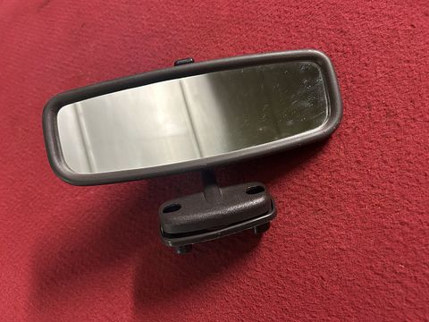 Fiat 131 achteruitkijkspiegel