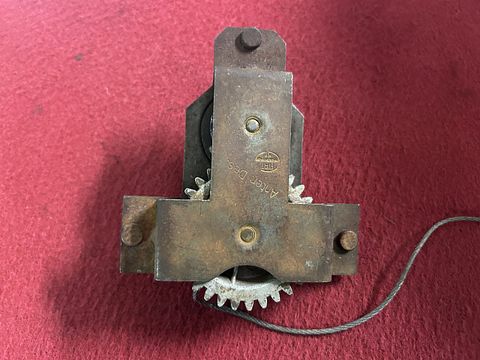 Fiat 1500L / 1800 / 2100 / 2300 window regulator