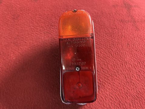 Fiat 600 D achterlichteenheid