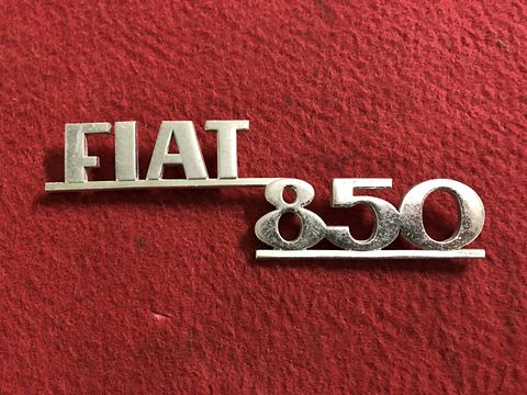 Fiat 850” embleem