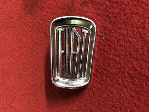 Fiat grille-embleem