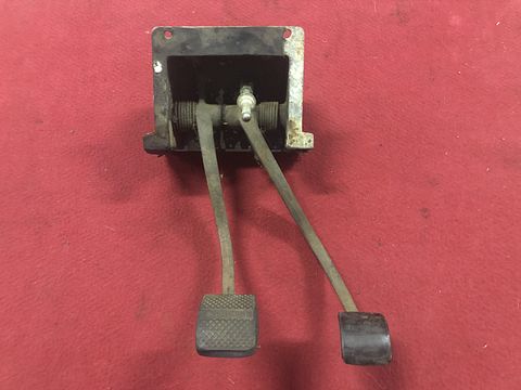Lamborghini 350 / 400 pedaalbox