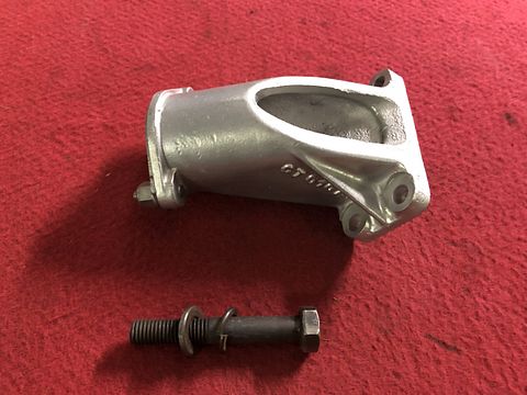 Lamborghini 350 front engine mount