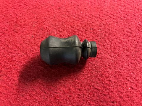 Lancia Delta stabilisatorrubber achter buiten