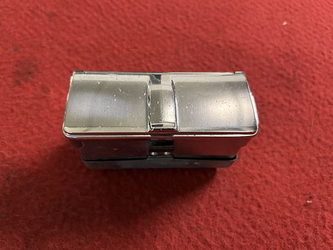Lancia Flaminia Pininfarina Coupe asbak