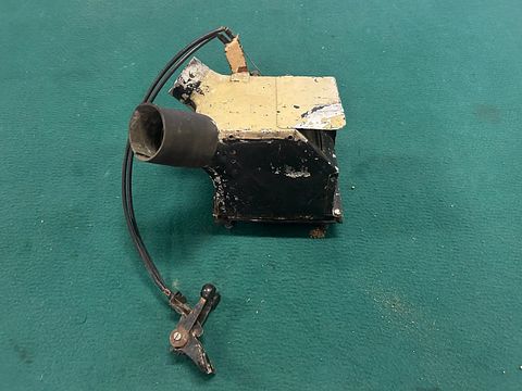 Lancia Flaminia Pininfarina Coupe kachelradiateur met bediening