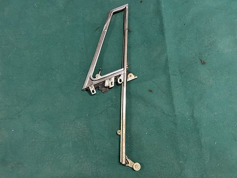 Lancia Flaminia Pininfarina Coupe raamframe