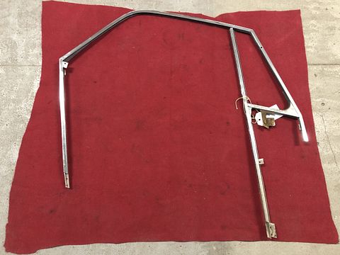 Maserati 3500 raamframe links