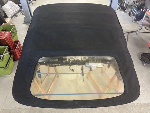 Maserati 4200 GT Spider softtop met hydraulisch systeem