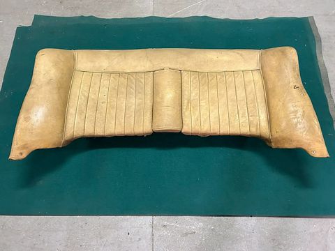 Maserati QP1 rugleuning achterbank