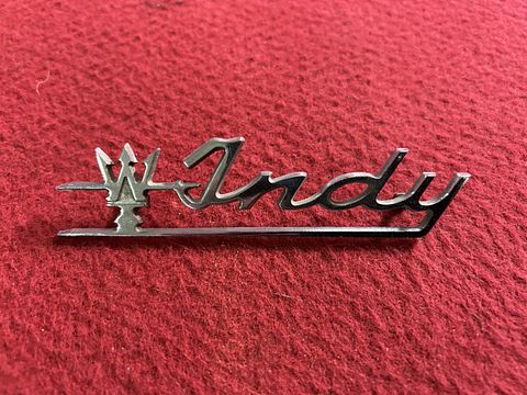 Maserati ”Indy” embleem