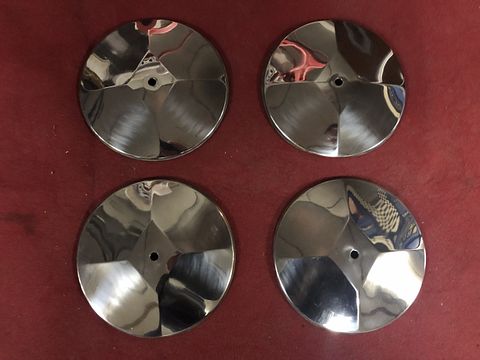 Renault 12 TL set wieldoppen