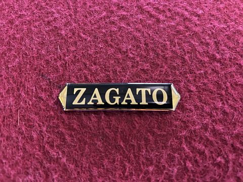 ZAGATO”-embleem