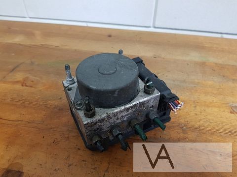 ABS pomp Renault Clio 3 2005-2012 0265800559 goede staat €20