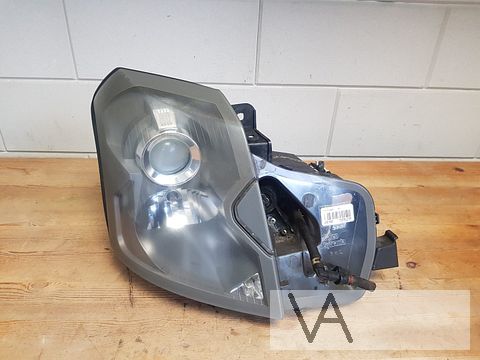 Cadillac CTS 2002 - 2007 xenon koplamp rechts 15145302 €250