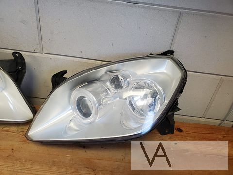 Opel Tigra B twintop koplamp links zilver €100 geen ribbels