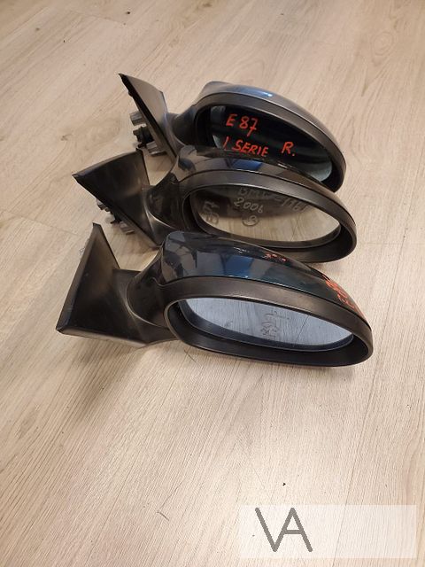 BMW 1 serie E87 2004 - 2009 spiegel rechts 5 deurs €30 /st