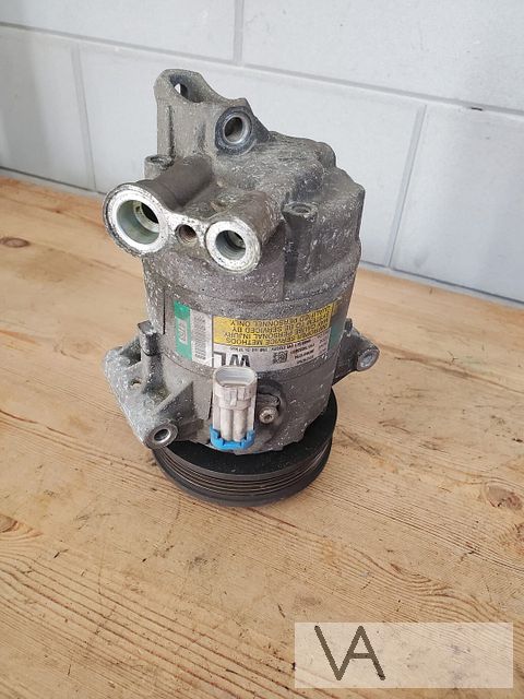 Opel Zafira B 2005 - 2012 aircpomp 2.2 z22yh €100 13124753