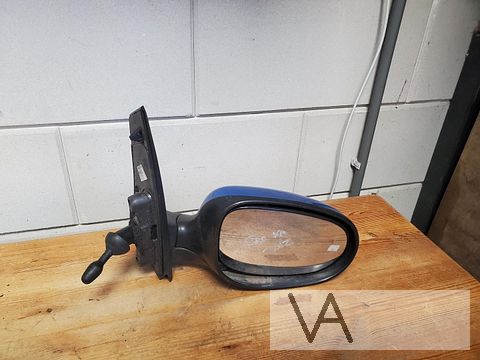 Ford Ka 2 2008 - 2016 spiegel rechts handmatig blauw €30