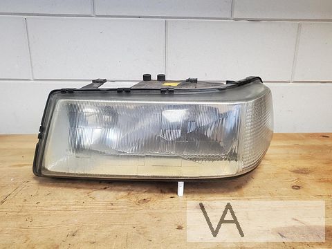 Audi V8 / 200  koplamp links glas zeldzaam 1988 - 1994 €200