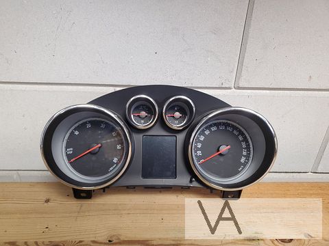 Opel Astra J 2009 -2015 tellerbak cockpit dashboard 13355686