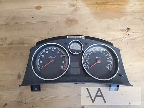 Opel Astra H 04 -10 Zafira B 05 -12 cockpit BENZINE 13216659