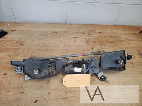 Suzuki Alto  Nissan Pixo ruitenwisser mechaniek + motor €100