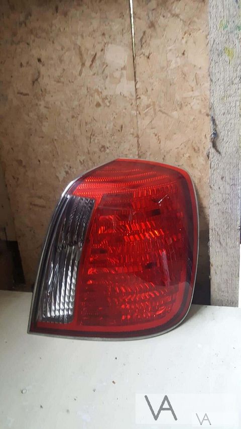Achterlicht lamp rechts Hyundai XG 250 350 1999 - 2005 €50